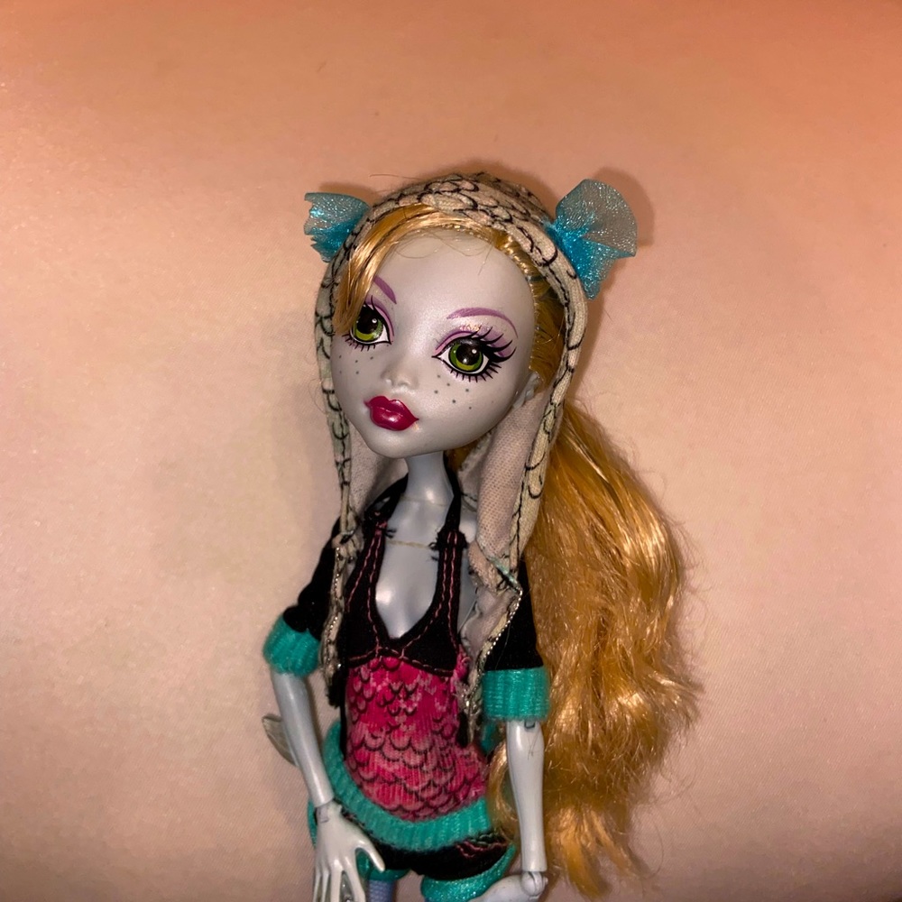 monster high doll lagoona blue (RARE)
